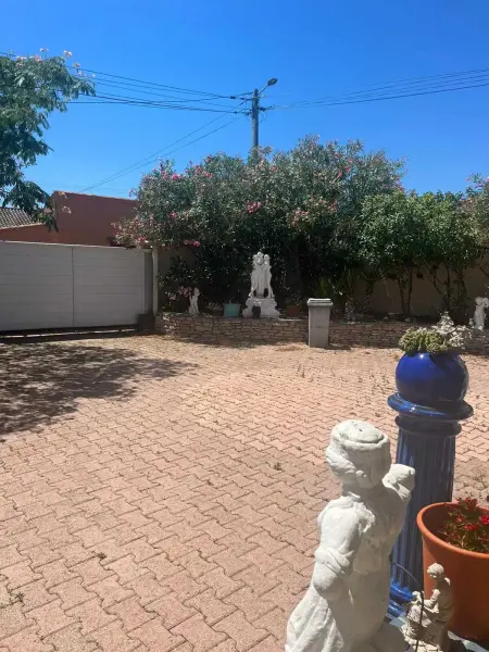 Maison charmante à Marseillan avec grand jardin et terrasse - Photo 17