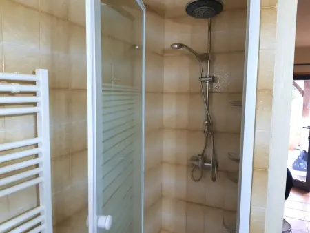 Maison confortable avec piscine partagée à Saint-Genies. - Photo 5