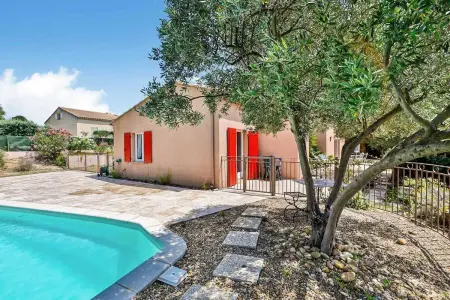 Villa envoûtante à Eyragues avec piscine, Villa 6 personnes à Eyragues - Photo 2