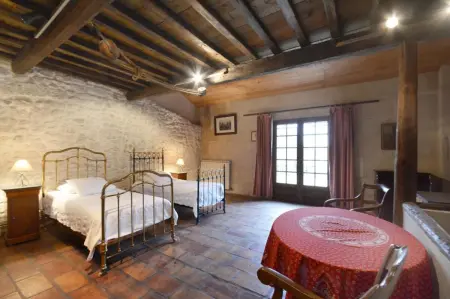 Charmante maison en Camargue avec piscine partagée - Photo 6