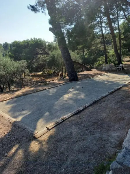 Villa élégante à Mouriès avec vue sur la montagne et piscine privée - Photo 29