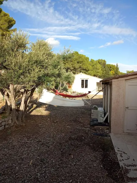 Villa élégante à Mouriès avec vue sur la montagne et piscine privée - Photo 47