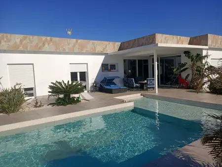 Villa spacieuse avec piscine à Chiclana de la Frontera - Photo 1