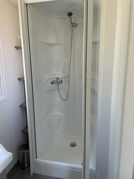Bungalow confortable à Argences-en-Aubrac avec piscine - Photo 9