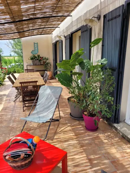 Villa provençale à Arles avec piscine privée et vue jardin. - Photo 7