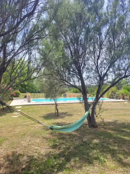 Villa provençale à Arles avec piscine privée et vue jardin. - Photo 18