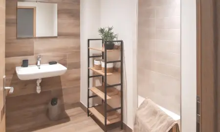Maison spacieuse à Cerniébaud avec magnifique jardin. - Photo 8