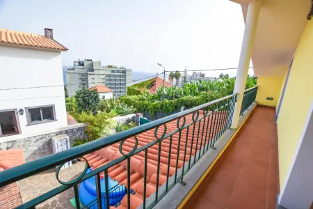 Maison authentique à Funchal + Vue sur la ville - Photo 29