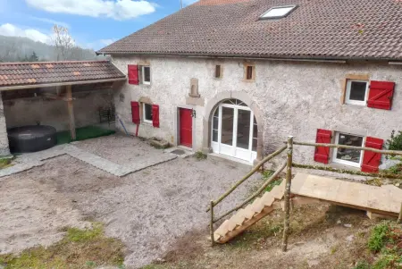 Maison spacieuse à Arrentès-de-Corcieux avec jacuzzi - Photo 8