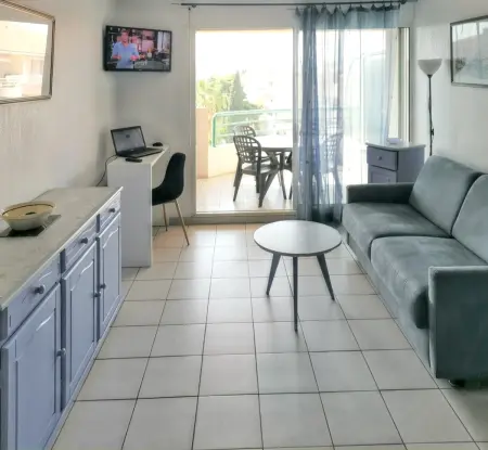 Appartement confortable à Fréjus, 35 m² avec balcon agréable - Photo 4