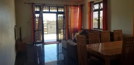 Maison de charme à Mahebourg avec vue sur mer et jardin - Photo 2