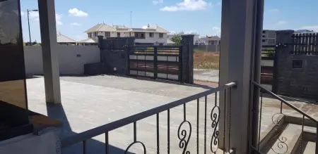 Maison de charme à Mahebourg avec vue sur mer et jardin - Photo 11