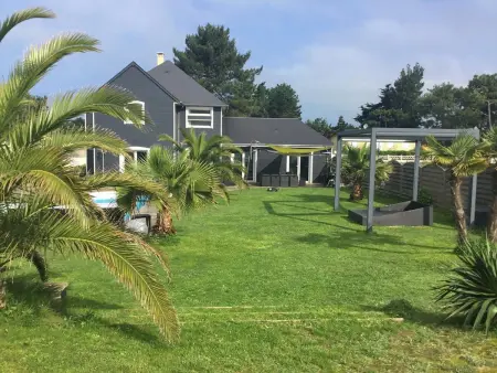 Villa ensoleillée à Bretteville-sur-Ay avec piscine privée - Photo 2