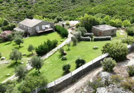 Maison enchanteresse à Santo-Pietro-di-Tenda avec jacuzzi - Photo 6