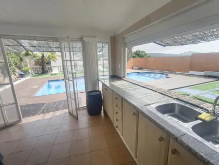 Villa lumineuse à Vidreres avec piscine privée et jacuzzi - Photo 2