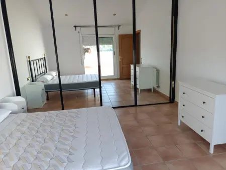 Villa lumineuse à Vidreres avec piscine privée et jacuzzi - Photo 16