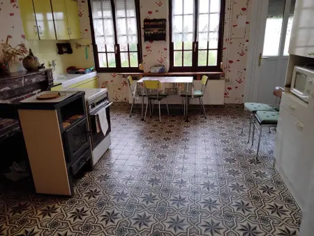 Maison de charme à Mailly-Maillet avec jardin clôturé et cheminée - Photo 1