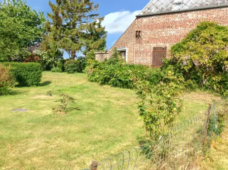 Maison de charme à Mailly-Maillet avec jardin clôturé et cheminée - Photo 8