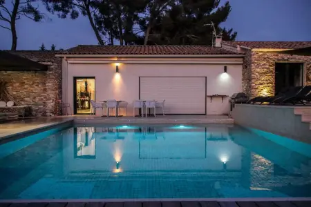 Villa d'exception au Beausset avec piscine chauffée - Photo 3