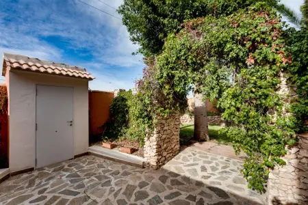 Villa charmante à Torrevieja avec piscine privée - Photo 22