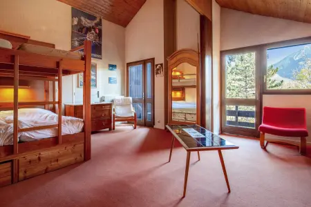 Chalet confortable à Briançon avec vue sur montagne - Photo 9