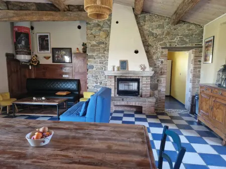 Maison de charme à Mouzillon - Jardin et terrasse accueillante - Photo 2