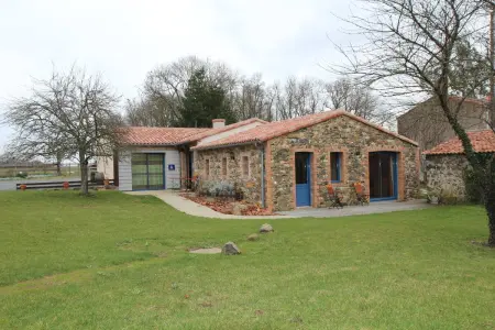 Maison de charme à Mouzillon - Jardin et terrasse accueillante - Photo 6