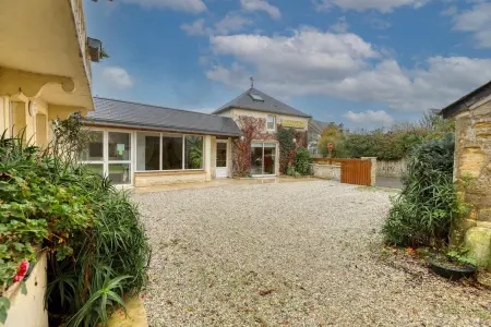 Maison spacieuse avec jardin près de Le Bouffay - Photo 1