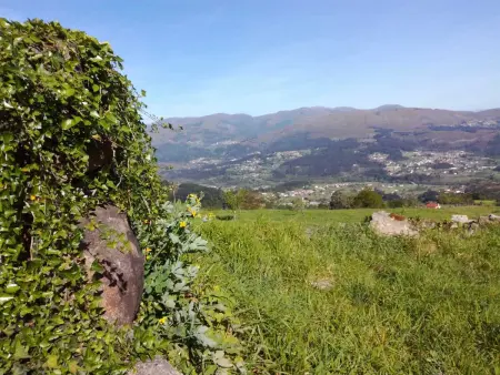 Maison pittoresque à Andeviso avec vue sur la montagne. - Photo 12