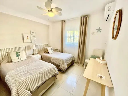 Appartement lumineux à Mijas Costa avec piscine partagée - Photo 3