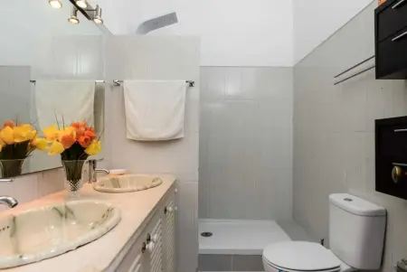 Villa élégante à Corroios avec piscine privée - Photo 2