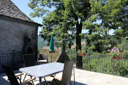 Maison charmante à Florentin-la-Capelle avec vue montagne - Photo 11