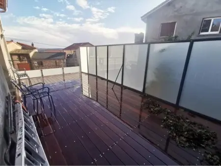 Maison spacieuse à Volvic avec vue sur la montagne - Photo 1