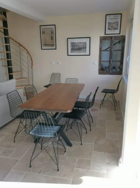 Maison spacieuse à Volvic avec vue sur la montagne - Photo 6