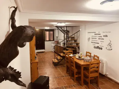 Maison confortable à Viguera avec vue sur la montagne - Photo 6