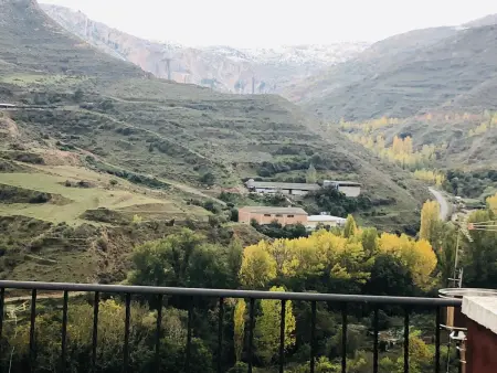 Maison confortable à Viguera avec vue sur la montagne - Photo 26