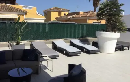 Villa élégante à Guardamar del Segura avec piscine privée - Photo 3