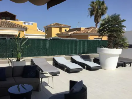 Villa élégante à Guardamar del Segura avec piscine privée - Photo 10