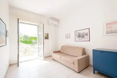 Appartement charmant à Vieste avec balcon et vue sur jardin - Photo 1