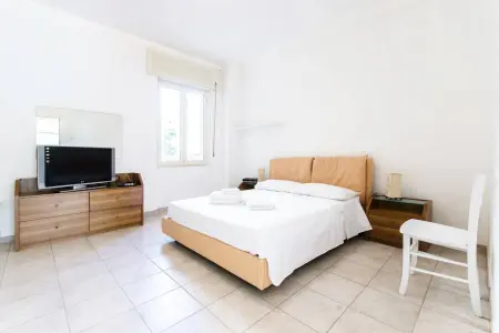 Appartement charmant à Vieste avec balcon et vue sur jardin - Photo 3