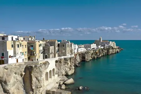 Appartement charmant à Vieste avec balcon et vue sur jardin - Photo 18