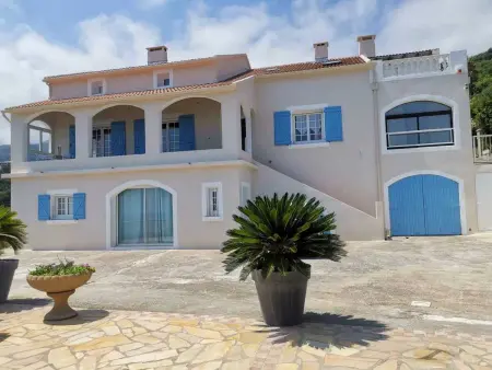 Appartement Vue Mer à Bastia, terrasse et piscine privée. - Photo 5