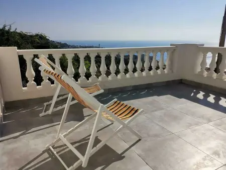 Appartement Vue Mer à Bastia, terrasse et piscine privée. - Photo 25