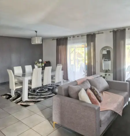 Villa familiale à Bazac avec piscine privée, Villa 6 personnes à Bazac - Photo 4