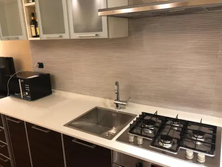 Appartement élégant à Monza avec vue sur jardin - Photo 1