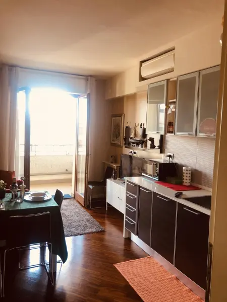Appartement élégant à Monza avec vue sur jardin - Photo 8
