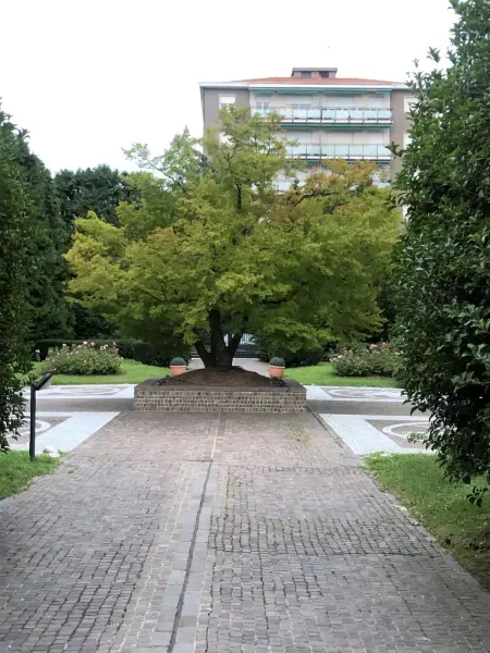 Appartement élégant à Monza avec vue sur jardin - Photo 10