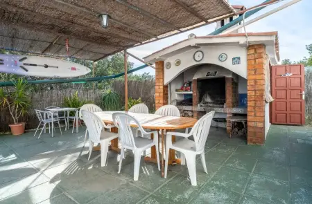 Villa spacieuse avec piscine privée près de La Riera de Gaia - Photo 1