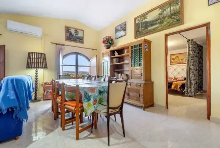 Villa spacieuse avec piscine privée près de La Riera de Gaia - Photo 4