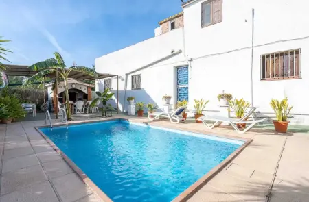 Villa spacieuse avec piscine privée près de La Riera de Gaia - Photo 6